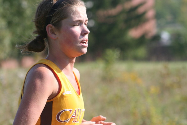 Senior Alyssa Penning finished sixth in 21:54.11. Photo courtesy calvin.edu.