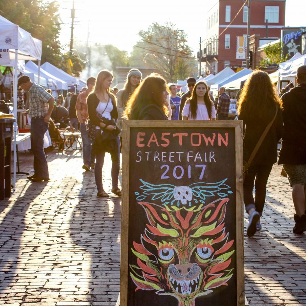 People+explore+the+vendors+of+Eastowns+annual+Streetfest.+Photo+by+Morgan+Anderson.