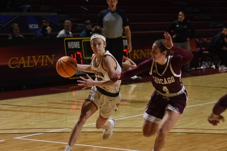 Calvin's women's team has a 4-3 record after seven games, three of them against top 10 opponents. (Photo courtesy calvinknights.com)