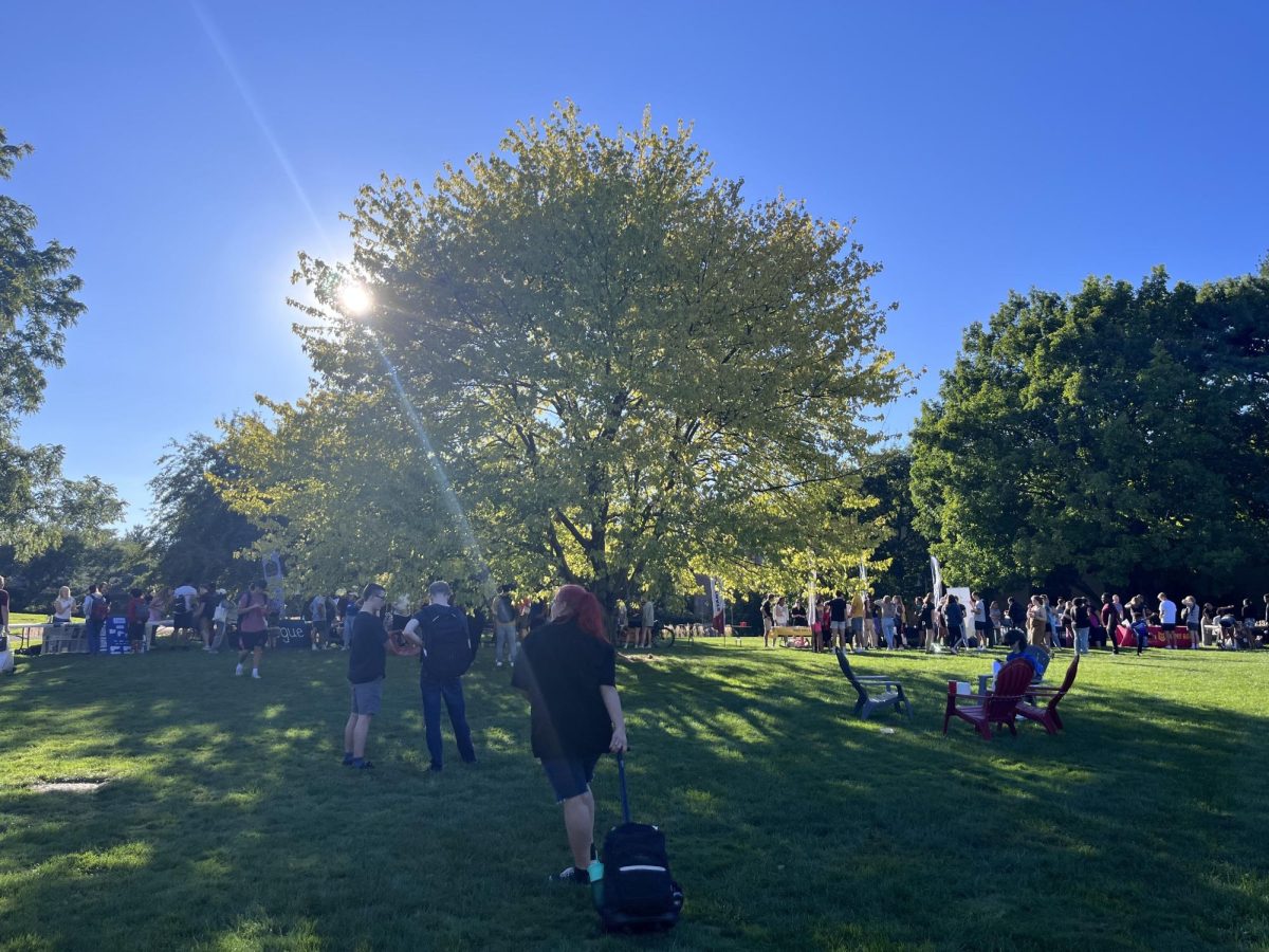 With enrollment on a two-year increase, Cokes and Clubs had an especially high turnout. Underclassmen explored the student organization tables. 