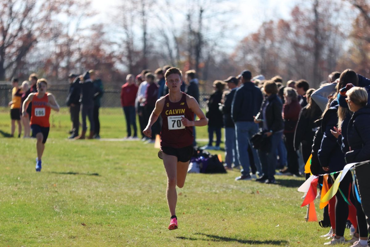 Luke Witvliet races toward a second-place medal. Photo courtesy calvin.edu.